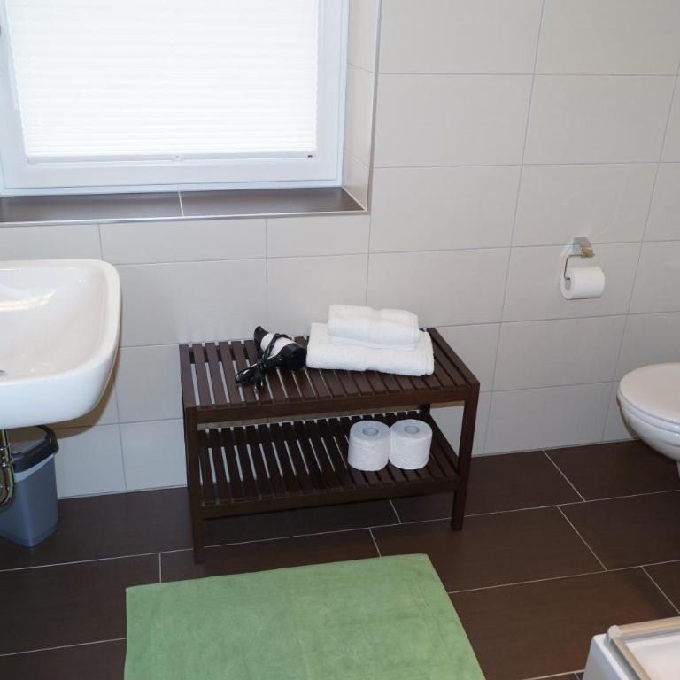 Harry´s Appartement - Apartment mit 2 Schlafzimmern (6 Erwachsene) - 13