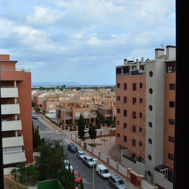 Piso nuevo a 200 metros de la playa de Nueva Almeria - Apartamento de 2 dormitorios - 17