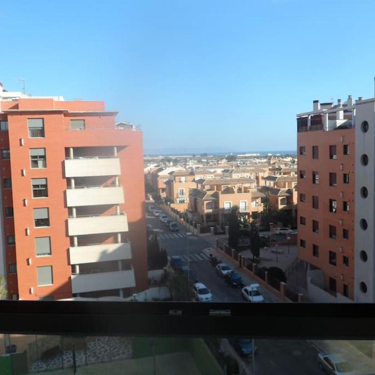 Piso nuevo a 200 metros de la playa de Nueva Almeria - Apartamento de 2 dormitorios - 23