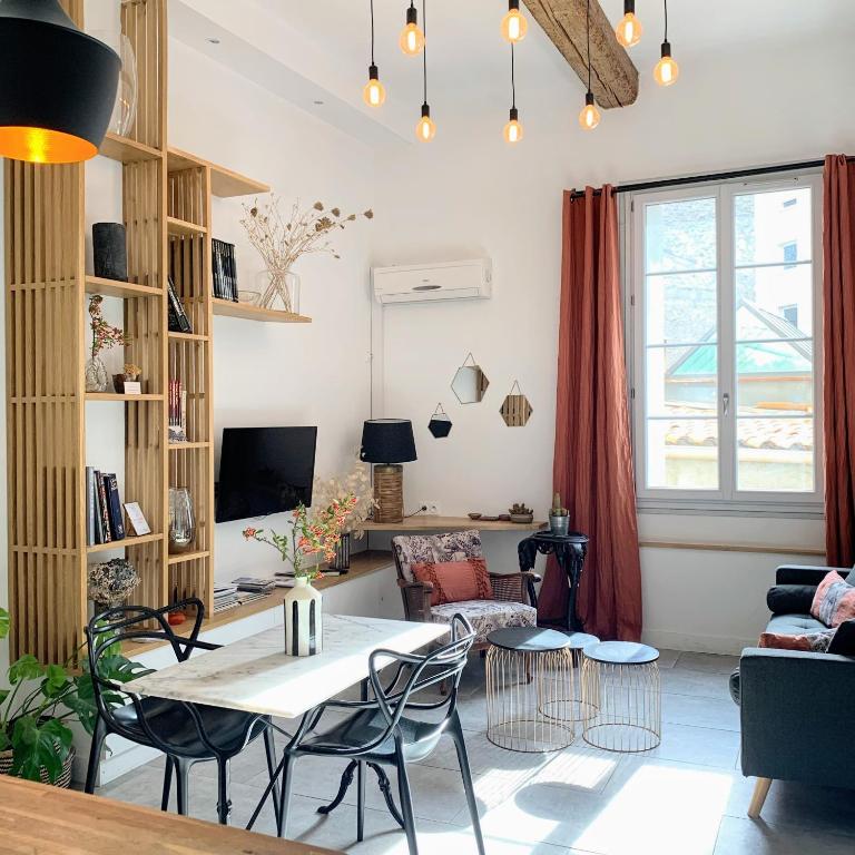 Home Chic Home - Les Suites de La Comédie - Deluxe Apartment - 1