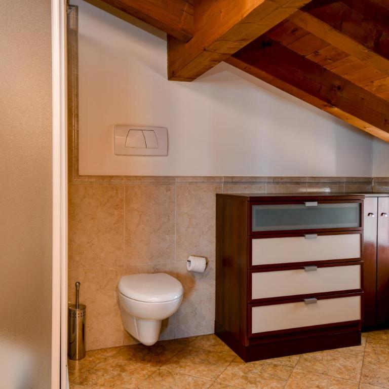 Paradise Lake View in a 5 pools exclusive residence DesenzanoLoft Official Partner Homes & Villas by Marriott Bonvoy - Appartamento con Vista Lago - 30