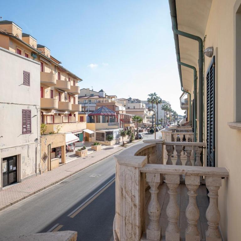 Trilocale a due passi dal centro e dal mare - Appartamento con 2 Camere da Letto - 20