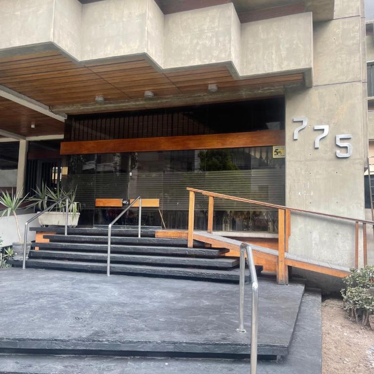 (12) Depto con inmejorable ubicación Miraflores - Apartamento de 1 dormitorio - 16