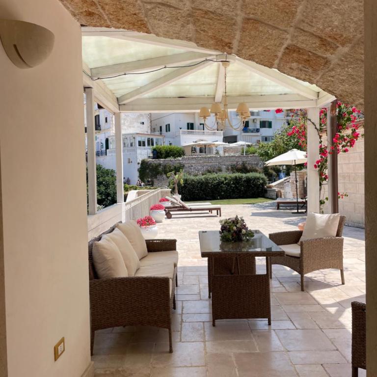 Lamanna SUMMER HOUSE - Camera Familiare con Bagno Privato - 2