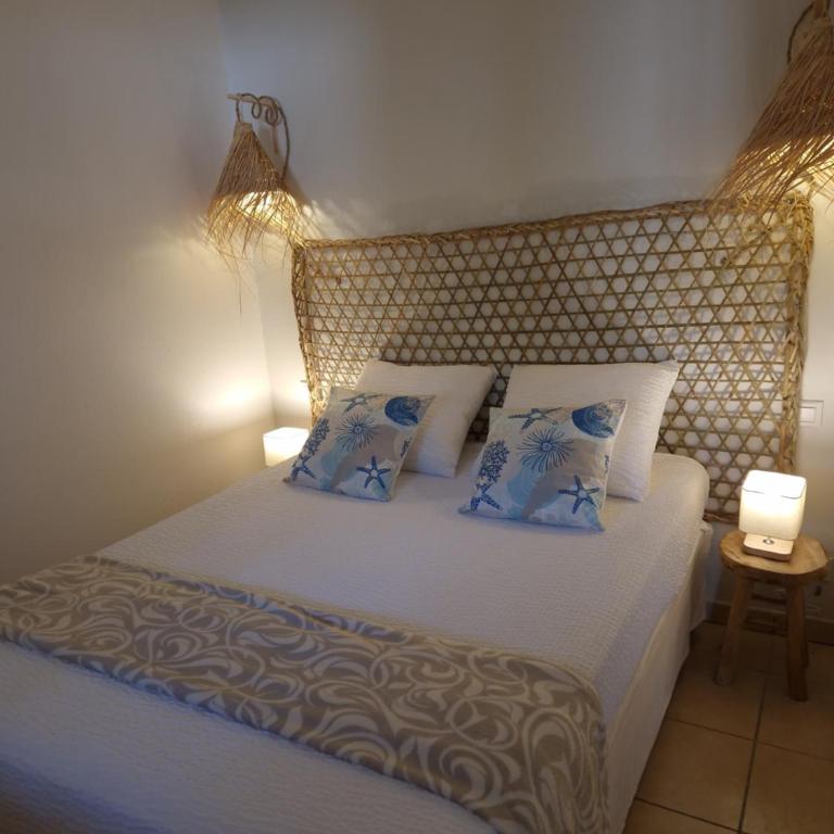 Appartements au coeur du golf, proche du lac et vélodyssée - Appartement - Vue sur Piscine - 11