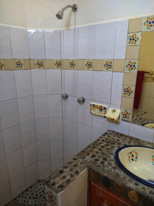 Lush Garden House near beaches with private pool. - Casa de 2 dormitorios - 14