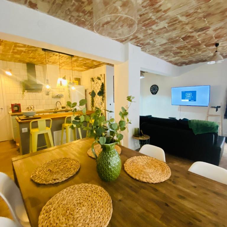 City Park Center 5 - One-Bedroom Apartment - 4