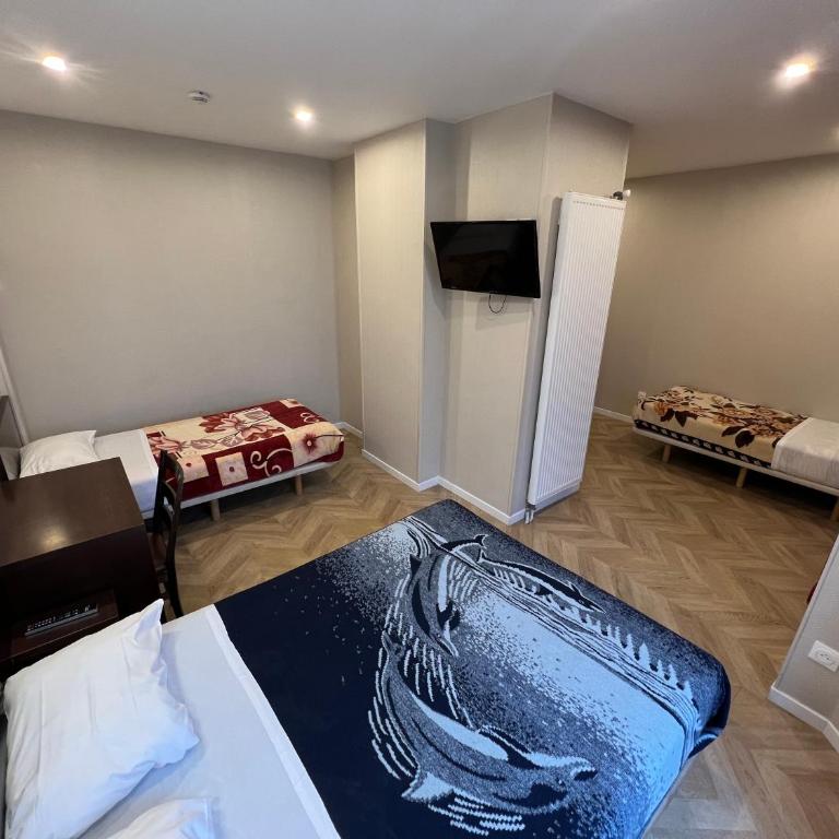 Hipotel Paris Printania Maraichers - Chambre Quadruple - 5
