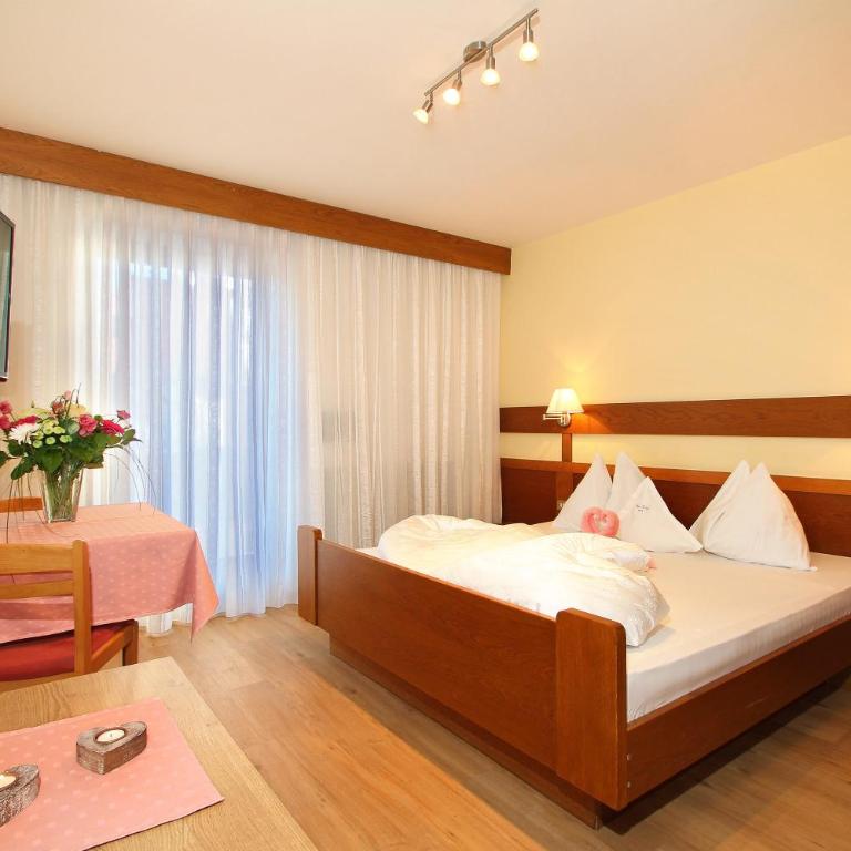 Hotel Garni Savoy - new opening - Camera Matrimoniale Standard con Balcone - 3