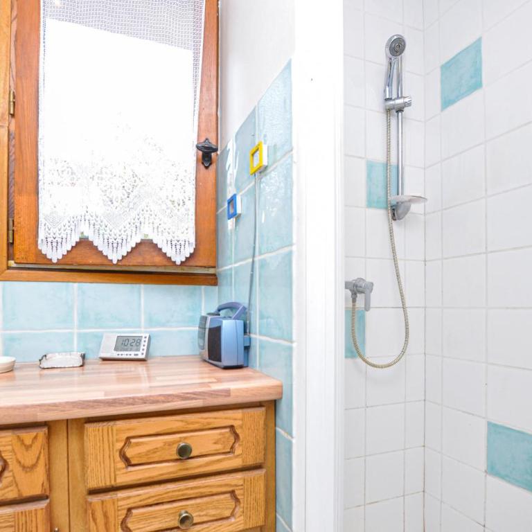 Awesome Home In Saint-Jeannet - Maison de Vacances 5 Chambres - 42