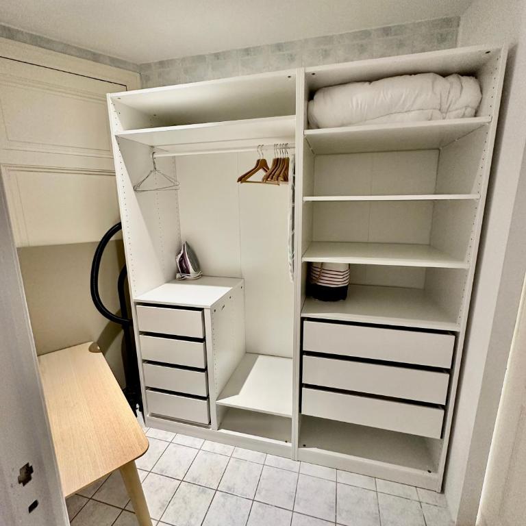 Negresco Residence Apartment with AC Promenade des Anglais - Appartement 1 Chambre - 6