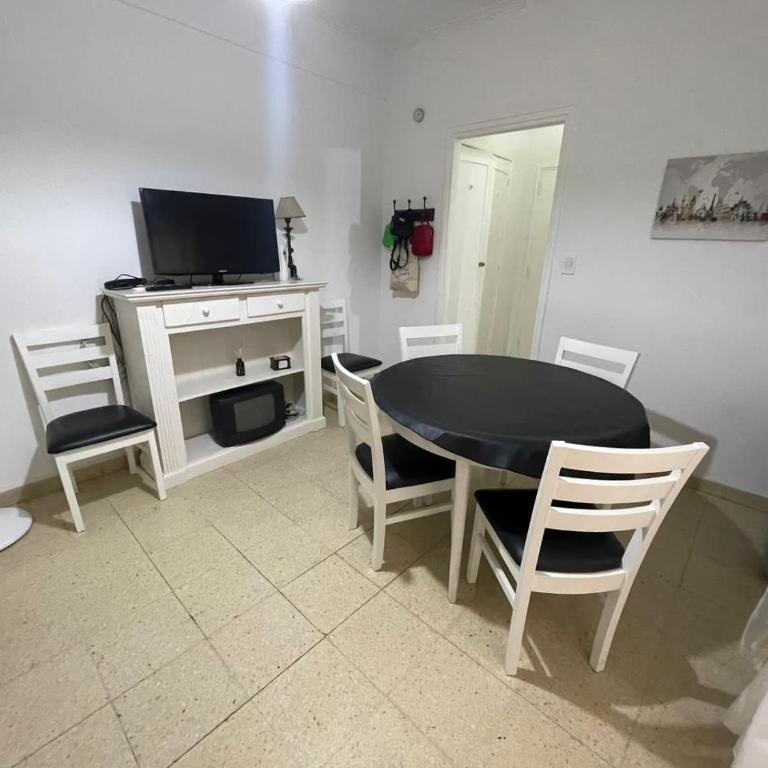 Rincon Billinghurst en MDQ, departamento a 150 ms del mar, 2 dormitorios, capacidad 7 personas, solo familias, con balcon y patio, en Lamadrid 2238 Mar del Plata - Apartamento de 2 dormitorios - 19