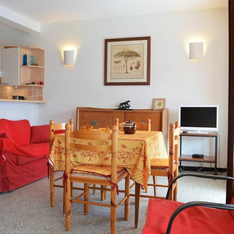 Charmant T2 avec balcon, proche plage Saint Clair, parking, 4 couchages - Le Lavandou - FR-1-251-258 - Apartment (4 Adults) - 3