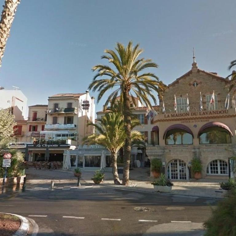 Charmant T2 avec balcon, proche plage Saint Clair, parking, 4 couchages - Le Lavandou - FR-1-251-258 - Apartment (4 Adults) - 11