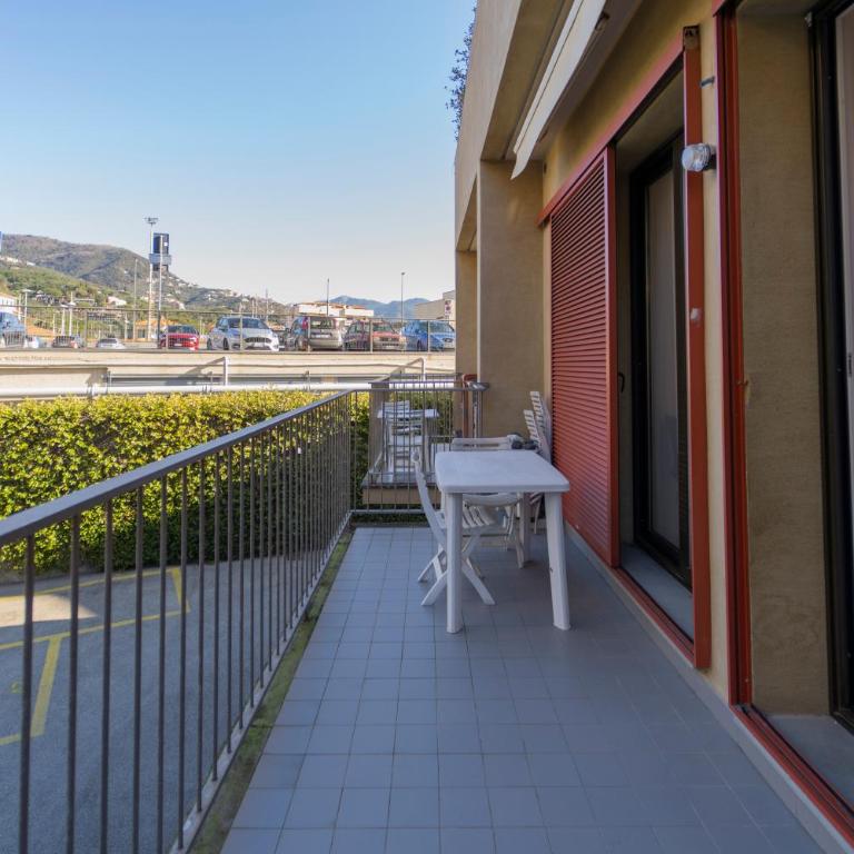 113 - Casa Le Terrazze in centro 100 metri Mare Spiaggia, BOX AUTO GRATIS - Appartamento con 1 Camera da Letto - 17