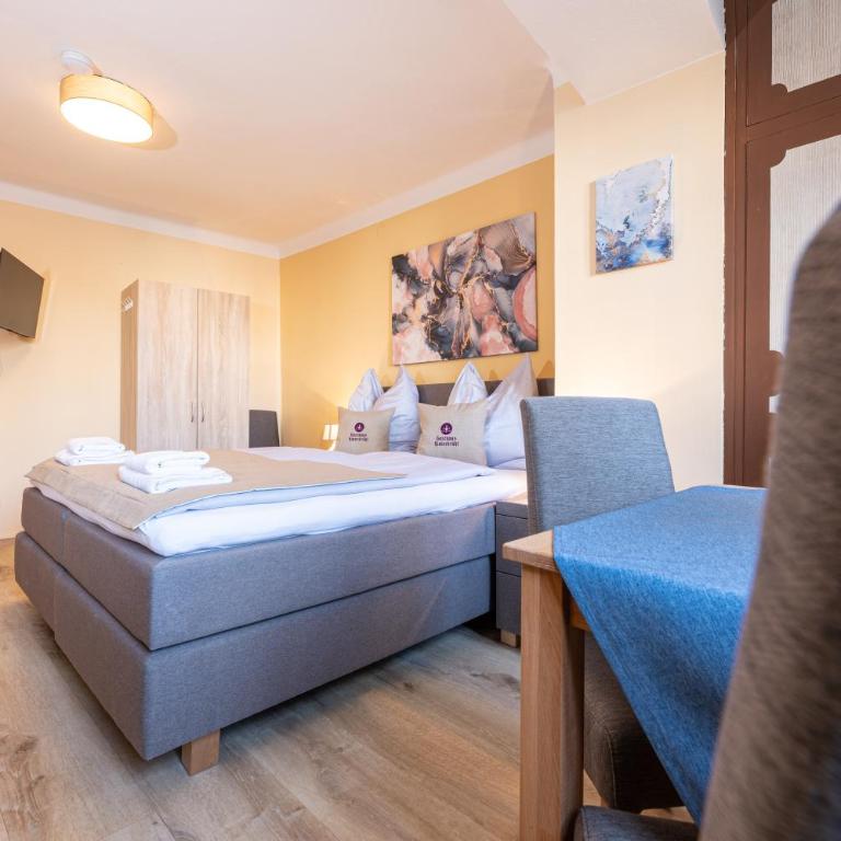 Gasthaus Hinterbrühl - Doppelzimmer mit Gemeinschaftsbad - 3