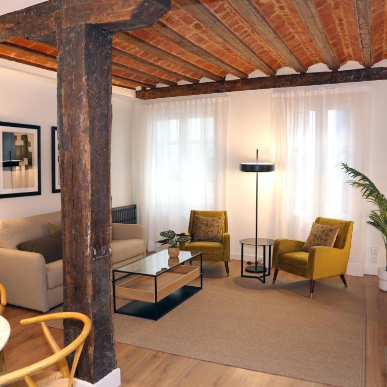 Apartamento Premium en Pleno Casco Viejo de Bilbao - Two-Bedroom Apartment - 1