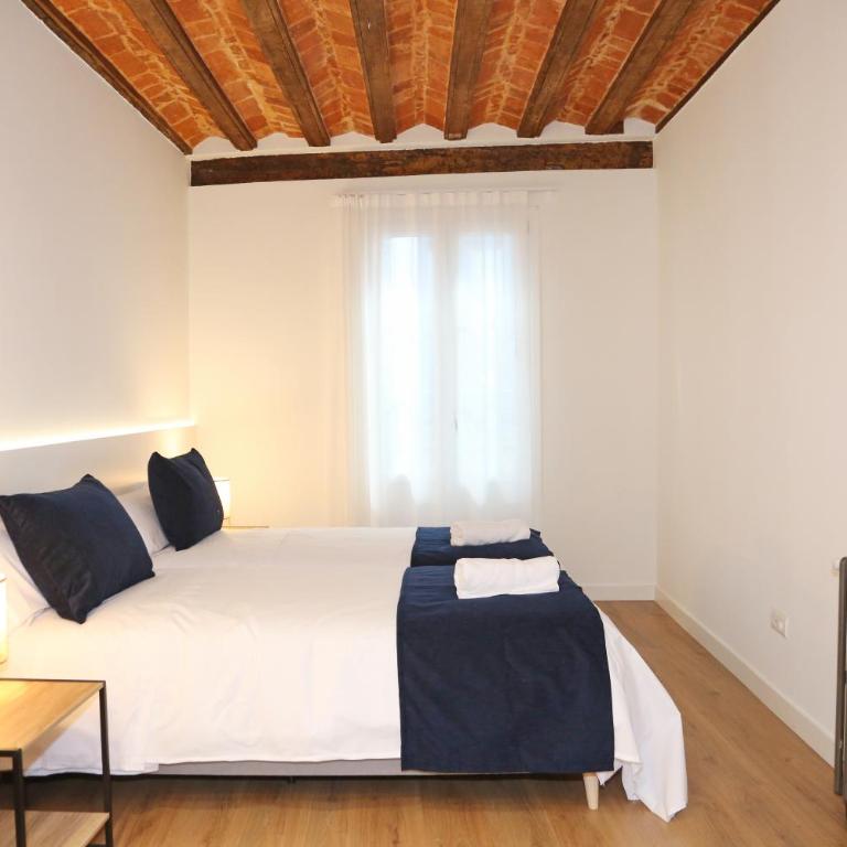 Apartamento Premium en Pleno Casco Viejo de Bilbao - Two-Bedroom Apartment - 53