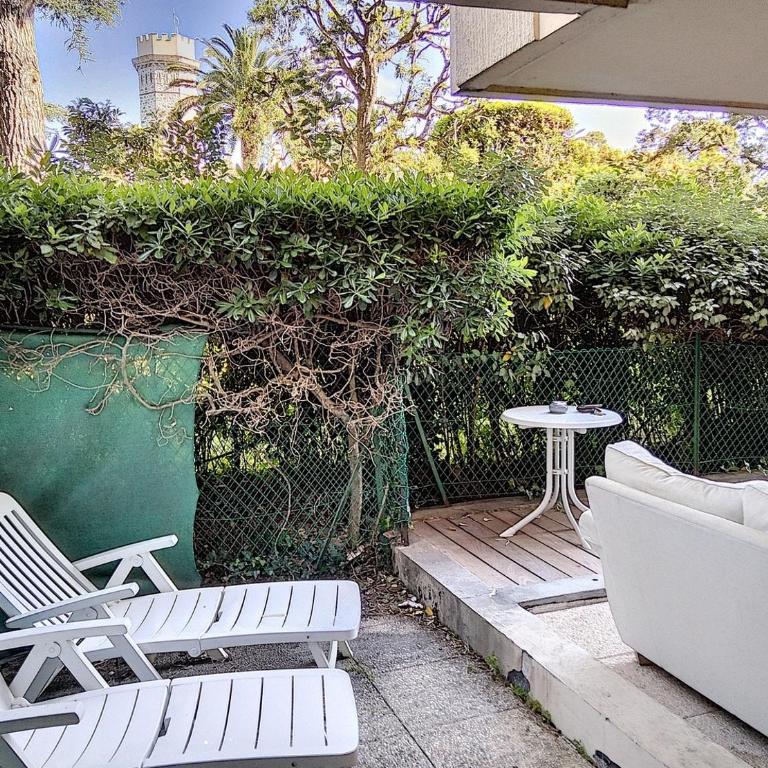 Château de la Pinede - Deluxe Apartment mit 2 Schlafzimmern und Gartenblick - 20