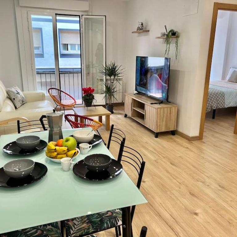 CLOSE TO GRAN VIA Centro familiar con Wifi by Apartamentos Logrono - Apartamento de 3 dormitorios - 15