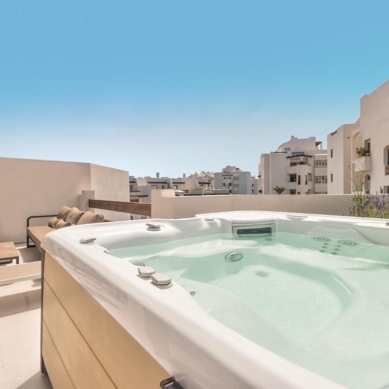 Colinas - Bentor 3,4 PENTHOUSE POOL VIEW & JACUZZI - Three-Bedroom House - 1
