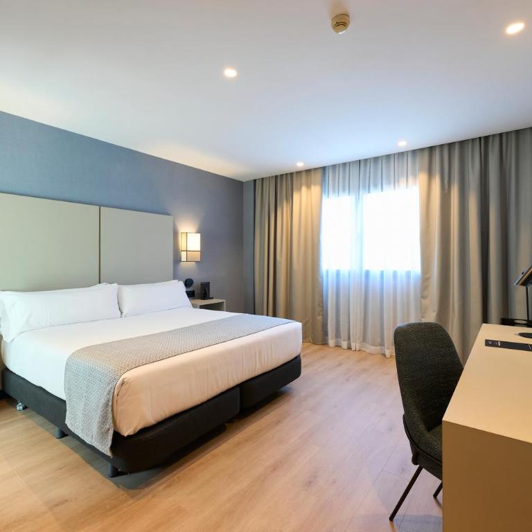 Catalonia La Maquinista - Premium Room - 1