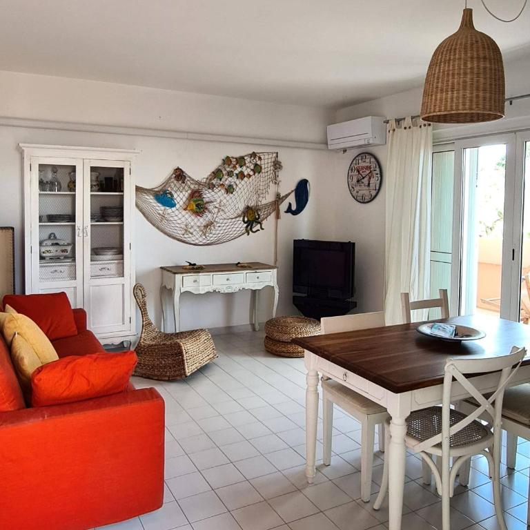 Il Poggiolo di Levante - Piscina e Ombrellone spiaggia prima fila incluso - Casa con 2 Camere da Letto - 1