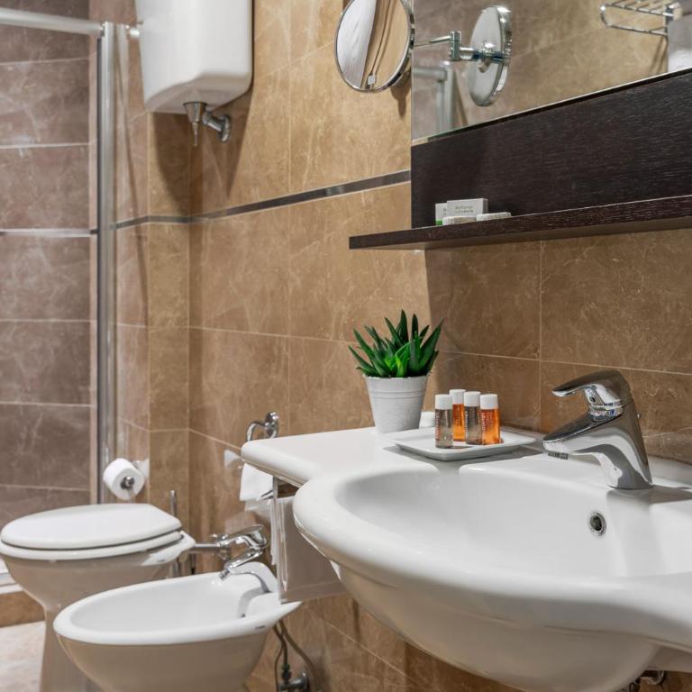 Grand Hotel Terme & SPA - Chianciano - Camera Familiare (2 Adulti + 2 Bambini) - 11