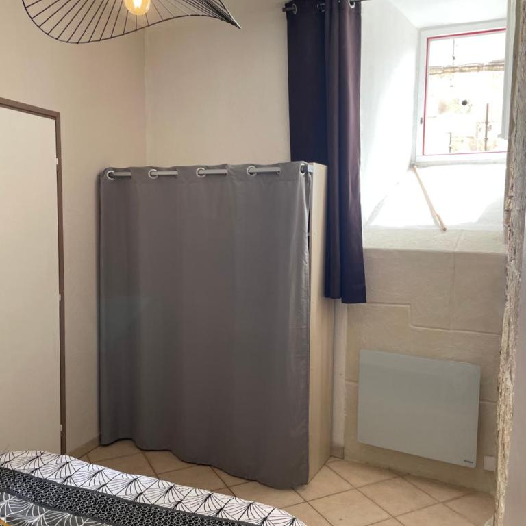Arles appartement en plein centre historique - Two-Bedroom Apartment - 8