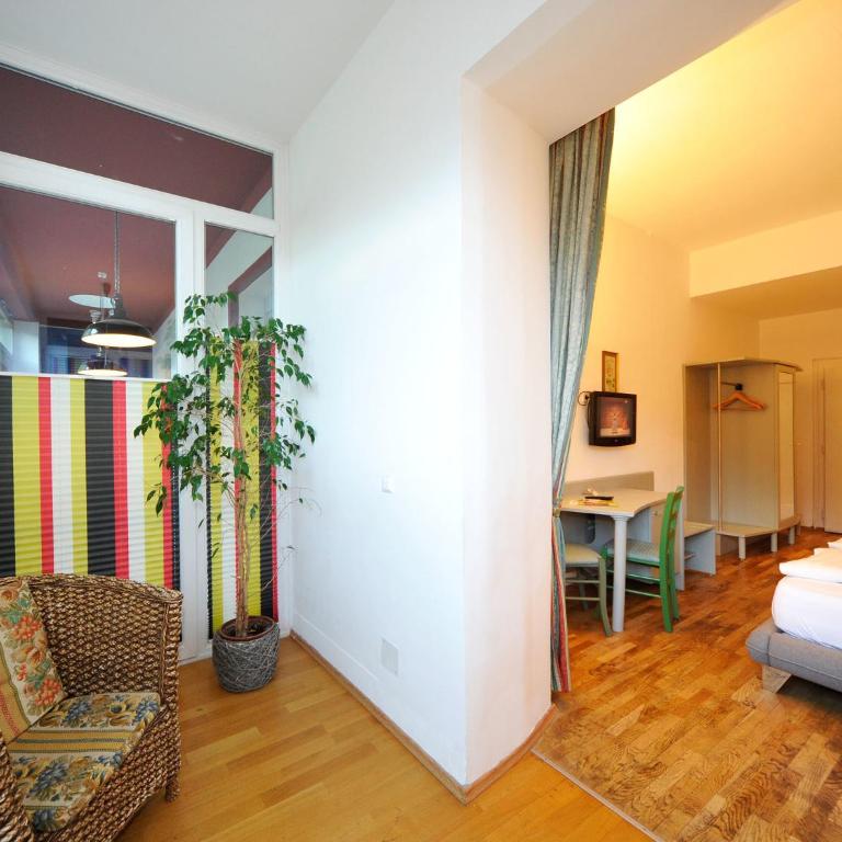 Erlebnis Post - Stadthotel mit EigenART - Appartement Familial - 1