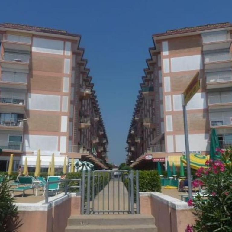 APPARTAMENTO INCANTEVOLE A DUE PASSI DAL MARE - Appartamento con 1 Camera da Letto - 2