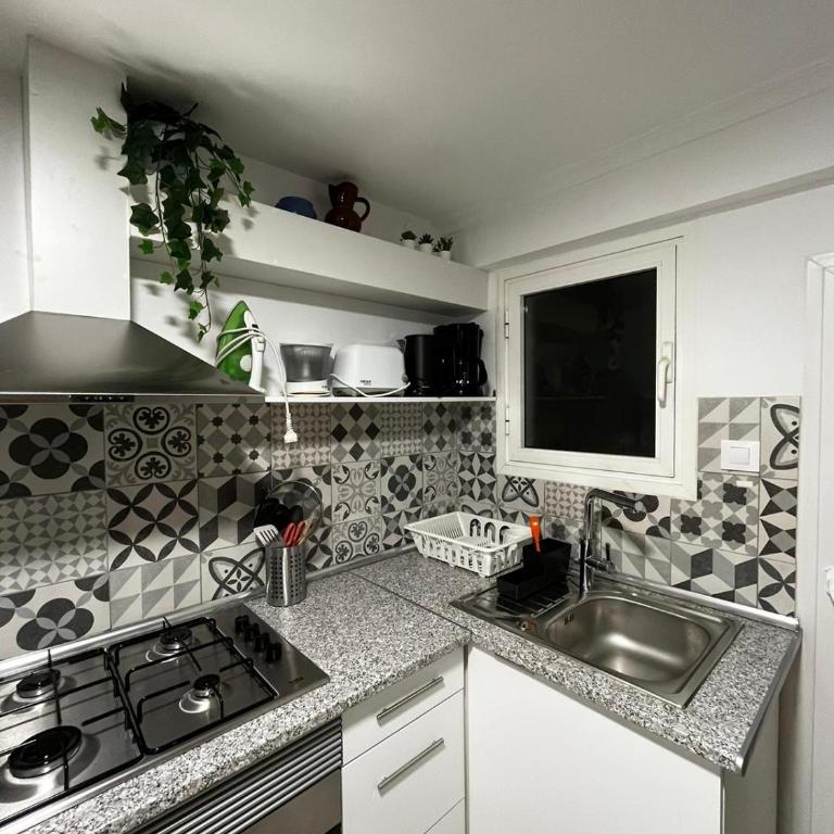 ALCOY-DENIA - Three-Bedroom Apartment - 2