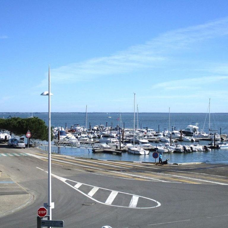 Arcachon : Appartement T2 avec balcon et parking, à deux pas des plages de l'Aiguillon - FR-1-433-66 - Appartement (3 Adultes) - 1