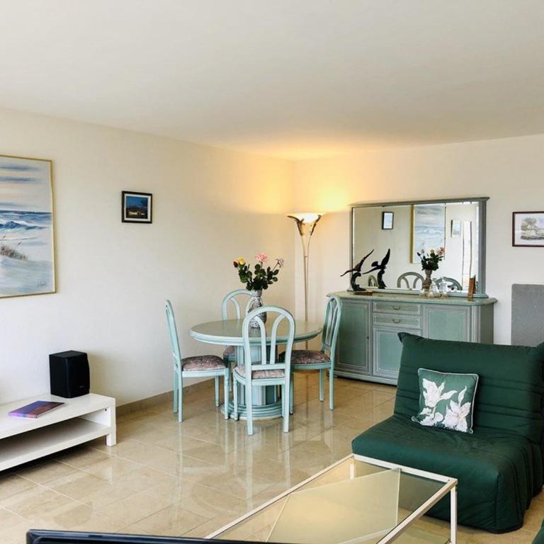 Arcachon : Appartement T2 avec balcon et parking, à deux pas des plages de l'Aiguillon - FR-1-433-66 - Appartement (3 Adultes) - 4