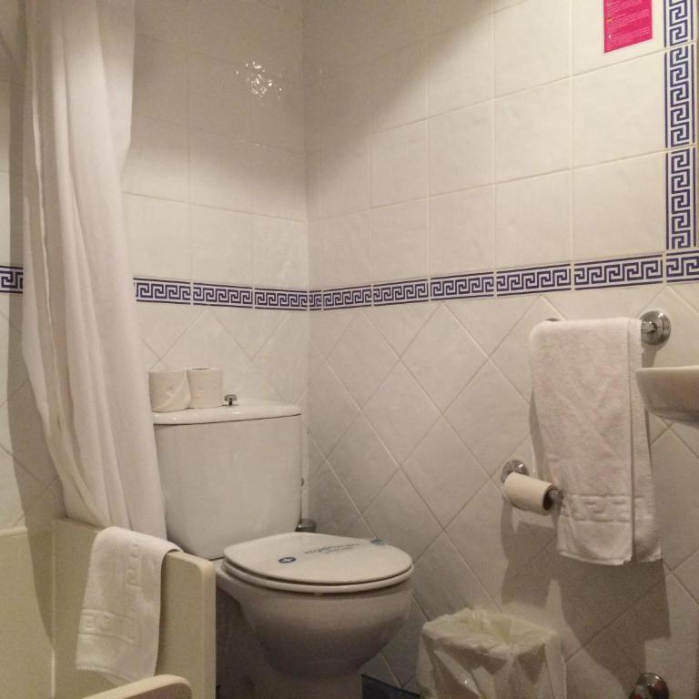 Hotel Hermanos Macias - Habitación Triple - 2