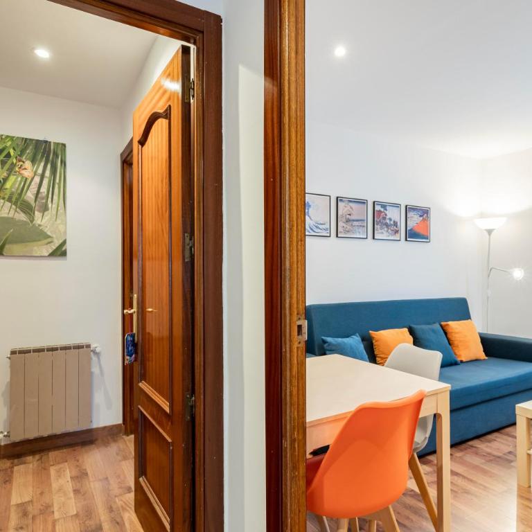 Apartamento Plaza Castilla - Two-Bedroom Apartment - 24