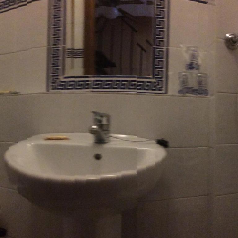 Hotel Hermanos Macias - Habitación Triple - 6