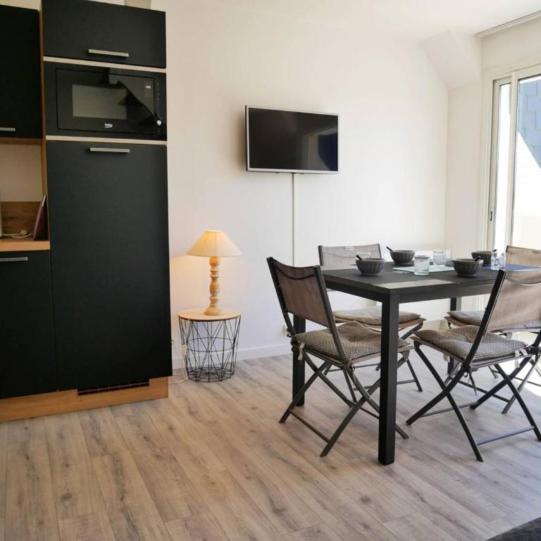 Duplex à Carnac: 3 pièces, 35m², Sud, jardin, proche plage et commerces, 4 personnes - FR-1-477-53 - Appartement (4 Adultes) - 10