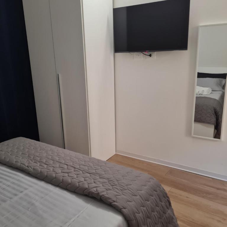 LU.NA - Double Room - 8