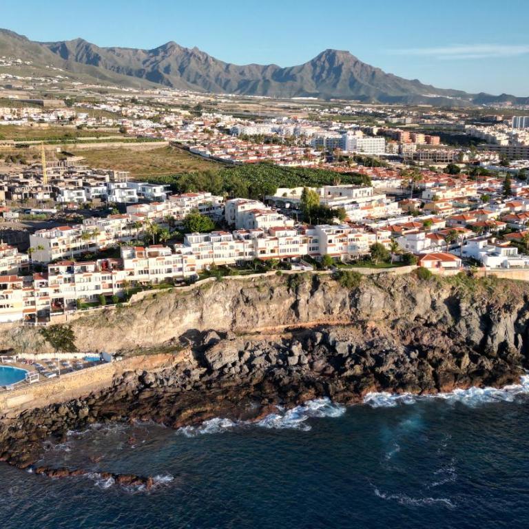 Great oportunity Costa Adeje Holiday apartment first sea line Free Wifi - Apartamento de 1 dormitorio - 1