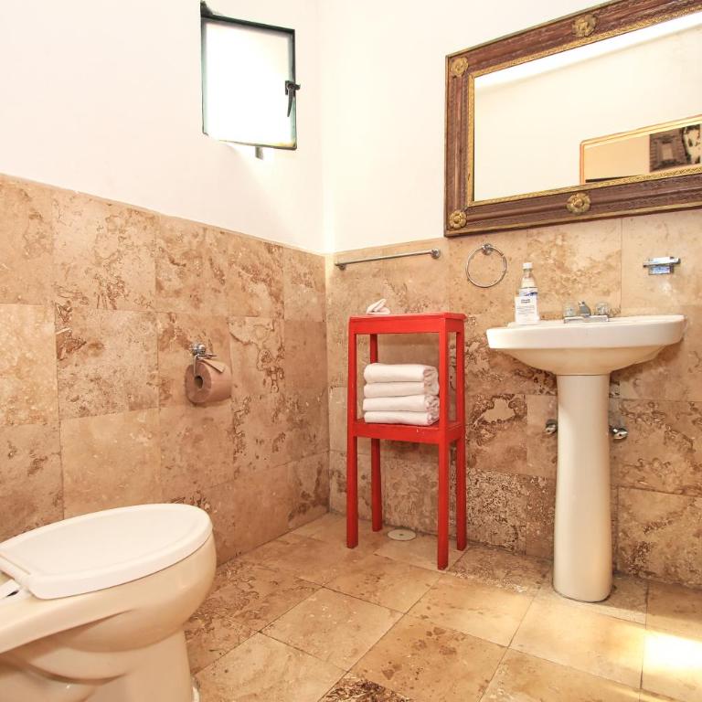 Hotel Real Guanajuato - Family Room - 9