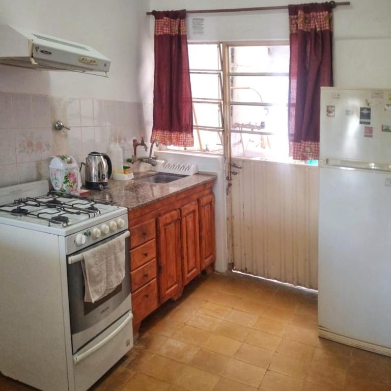 Casa con pileta EXCLUSIVA - El PATIO DE BUDA - Two-Bedroom House - 13