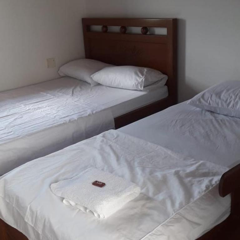 Hotel Gran Girones - Habitación Familiar - 2