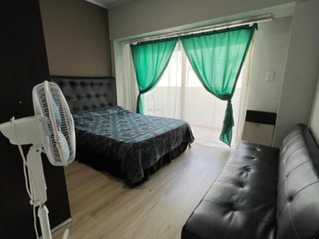 Naomi - One-Bedroom Apartment - 1