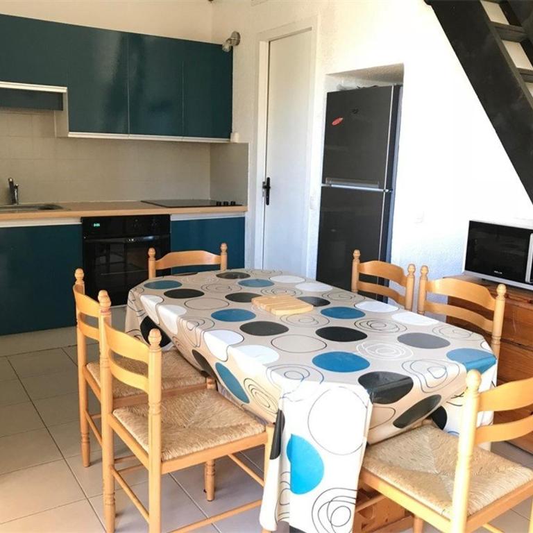 Appartement T2 Mezzanine, 6 couchages, bord de plage, parking privé, proche commerces et Aqualand - FR-1-81-47 - Appartamento (6 Adulti) - 2