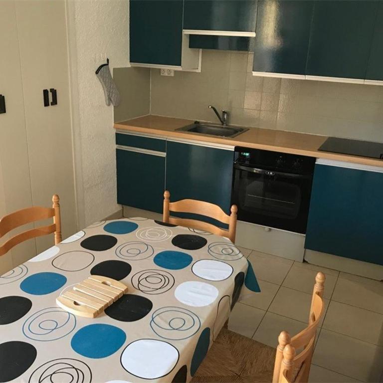 Appartement T2 Mezzanine, 6 couchages, bord de plage, parking privé, proche commerces et Aqualand - FR-1-81-47 - Appartamento (6 Adulti) - 6