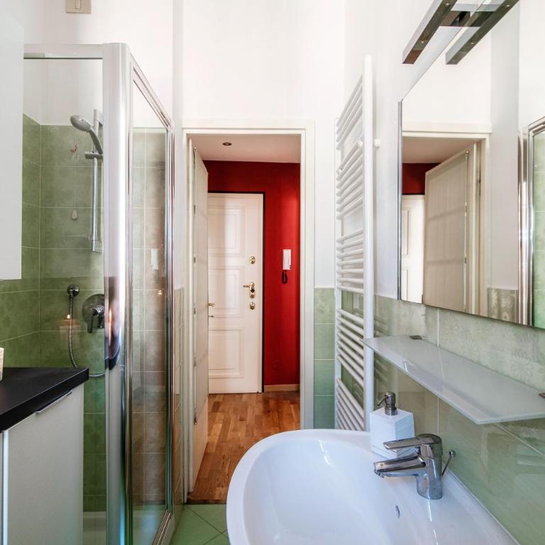 [ANNA's HOME] super cozy flat, with a/c, high speed wifi, near the lake and public transport - Appartamento con 1 Camera da Letto - 12