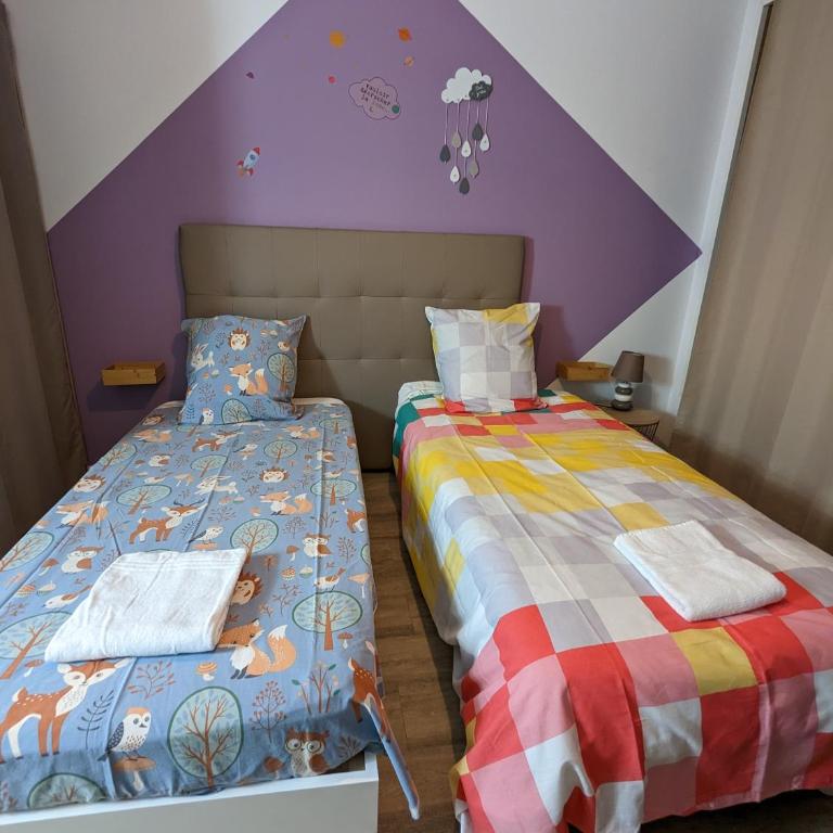 Beau-Jean, Un Cocon Sympa 5 min à Pied du Centre-Ville, Parking Privé, à 10 min du CHU - Appartement Supérieur - 12
