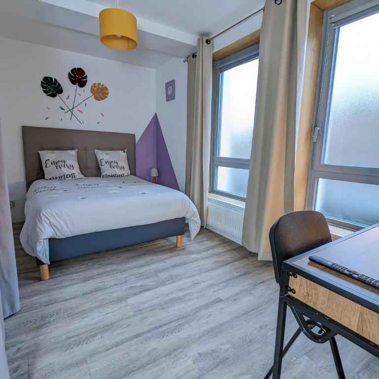 Beau-Jean, Un Cocon Sympa 5 min à Pied du Centre-Ville, Parking Privé, à 10 min du CHU - Appartement Supérieur - 33