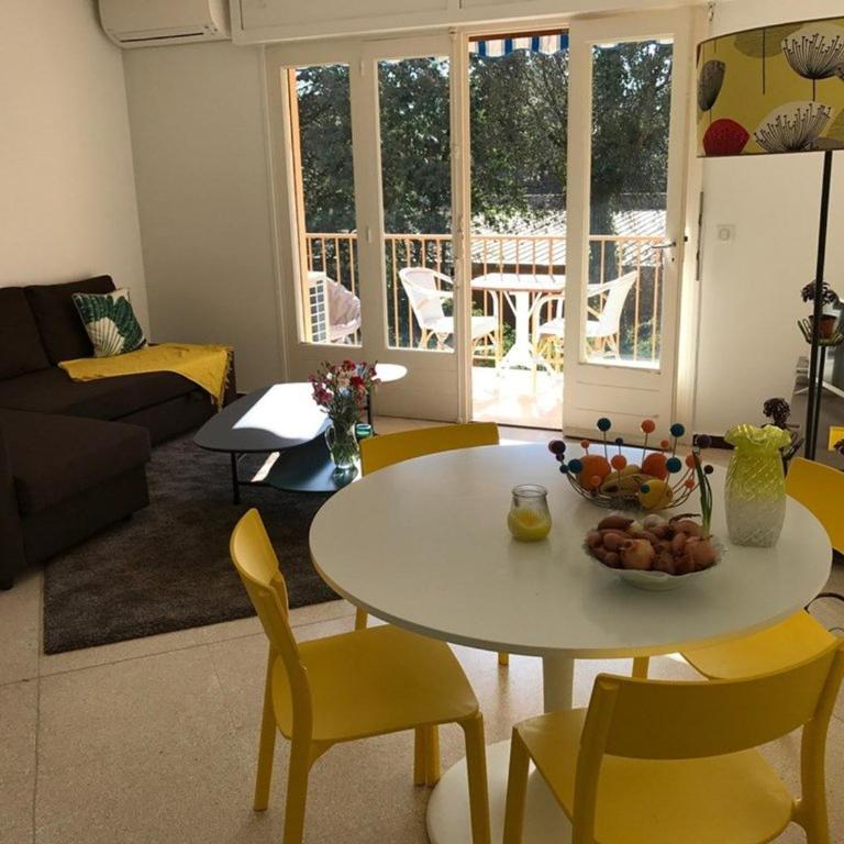 Appartement T2 climatisé avec balcon, WiFi et parking près du centre de Cavalaire-sur-Mer - FR-1-100-180 - Appartement (4 Adultes) - 2
